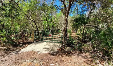 1158 N Pompeo Ave, Crystal River, FL 34429