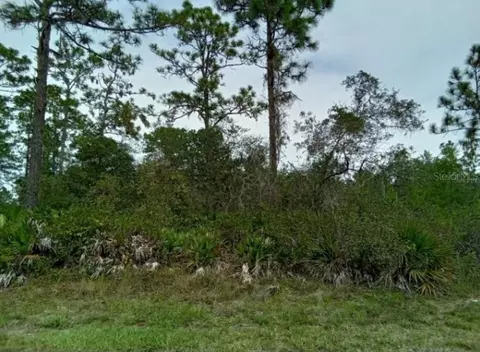 614 Pandora Dr #8, Indian Lake Estates, FL 33855