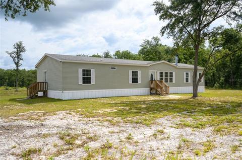 18151 SE 42nd Pl, Morriston, FL 32668