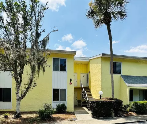 627 Silver Pass #B, Ocala, FL 34472