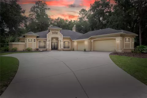 687 SE 47th Loop, Ocala, FL 34480