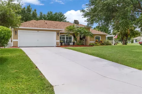 2301 Queen Palm Ct, Leesburg, FL 34748