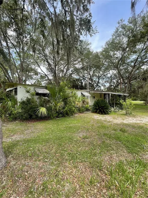 11511 SE 82nd St, Morriston, FL 32668