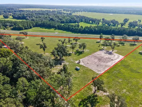 13593 NW 160 Ave, Morriston, FL 32668