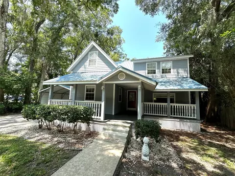 132 NW 1st St, Williston, FL 32696