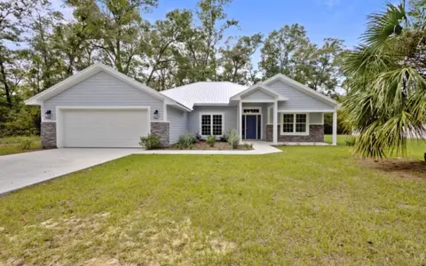 9299 Katherine Way, Fanning Springs, FL 32693