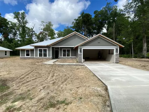 9245 Katherine Way, Fanning Springs, FL 32693