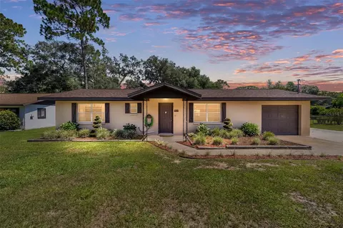 17325 SE 18th St, Silver Springs, FL 34488