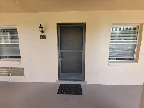 2437 NE 6th St #6, Ocala, FL 34470