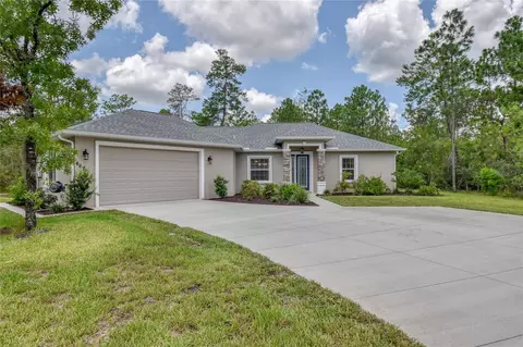 6672 N Hazelwood Dr, Citrus Springs, FL 34433