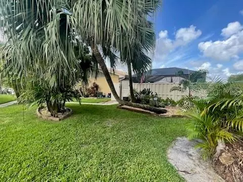 5485 Eagle Lake Dr, Palm Beach Gardens, FL 33418