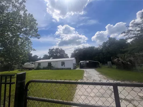 13056 SE 102nd Ter, Ocklawaha, FL 32179