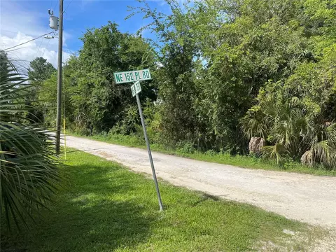 NE 152nd Place Road, Citra, FL 32113