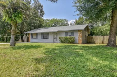 2695 NE 50th Pl, Ocala, FL 34479