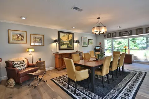 Dining - 13450 NW Gainesville Rd, Reddick, FL 32686 photo 1 of 6