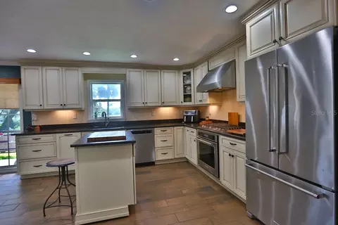Kitchen - 13450 NW Gainesville Rd, Reddick, FL 32686 photo 1 of 3