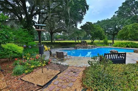 Exterior - 13450 NW Gainesville Rd, Reddick, FL 32686 photo 21 of 22
