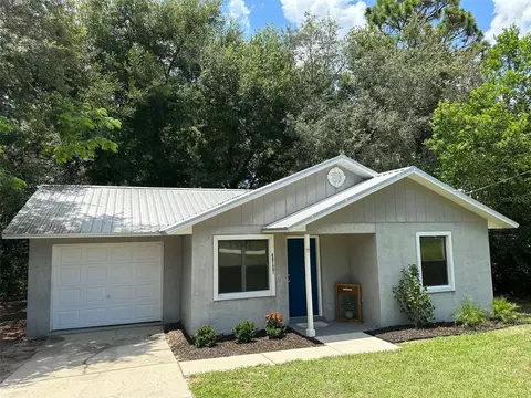 40127 Orange Cir, Lady Lake, FL 32159