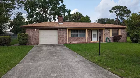 27 Bahia Loop, Ocala, FL 34472