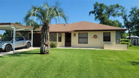 21571 SW Peach Blossom St, Dunnellon, FL 34431