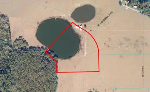 SE 74th Lane Road, Ocklawaha, FL 32179