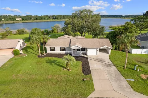 909 Hickory Rd, Ocala, FL 34472