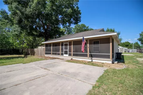 11956 Cr 201, Oxford, FL 34484