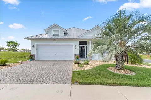6225 Sanders Grove Cir, Okahumpka, FL 34762
