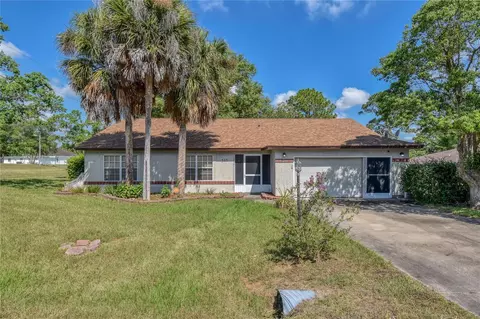 563 Silver Course Loop, Ocala, FL 34472