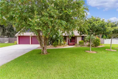 5419 Twin Palms Rd, Fruitland Park, FL 34731
