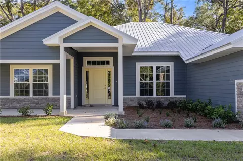 9164 Katherine Way, Fanning Springs, FL 32693