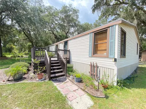 989 NE 184th Pl, Citra, FL 32113