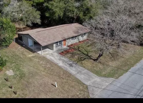 5811 NW 2nd St, Ocala, FL 34482