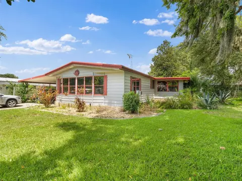103 Oak Blvd, Wildwood, FL 34785