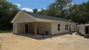 16565 SE 62nd St, Ocklawaha, FL 32179