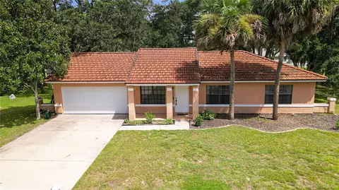 301 Oak Track Pass, Ocala, FL 34472