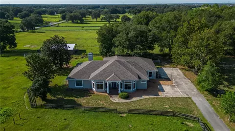 420 Lake Ella Rd, Fruitland Park, FL 34731