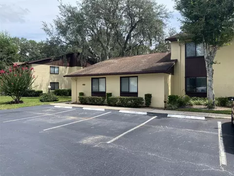 512 Silver Crse #A, Ocala, FL 34472