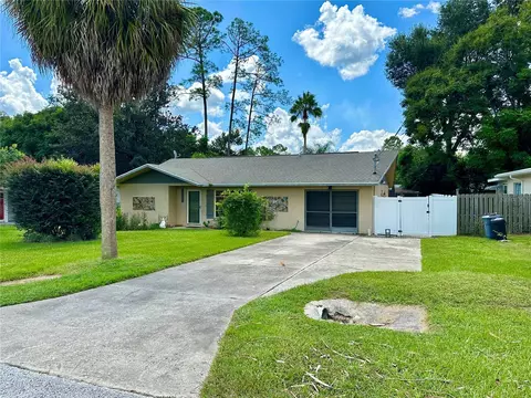 21350 SW Raintree St, Dunnellon, FL 34431