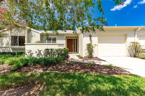 1717 SE 27th Loop, Ocala, FL 34471