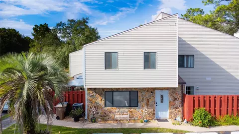 2221 NE 45th Ave, Ocala, FL 34470