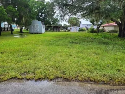 2031 NW 16th St, Crystal River, FL 34428