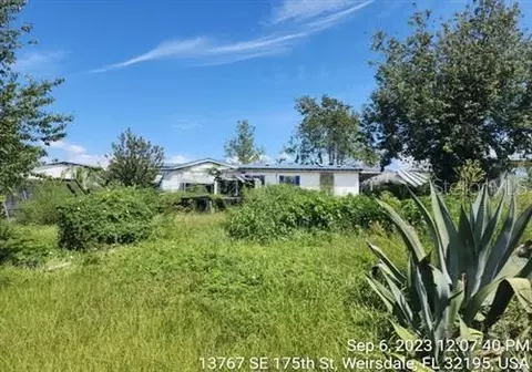 13767 SE 175th St, Weirsdale, FL 32195