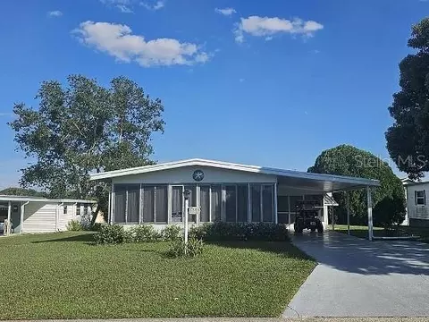 910 Beechwood Ave, Lady Lake, FL 32159