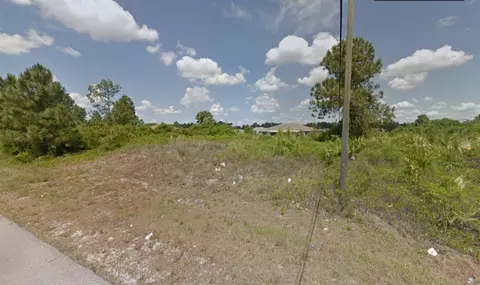 2420 Quentin Ave S, Lehigh Acres, FL 33973