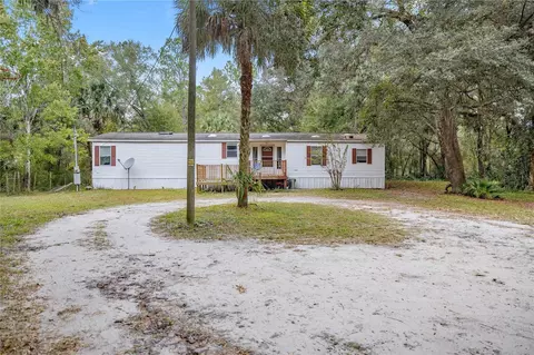 10285 NE 7th Ln, Silver Springs, FL 34488