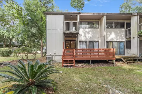 5427 SW 4th Pl, Gainesville, FL 32607