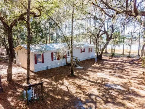 23730 NE 130th Court Rd, Fort Mc Coy, FL 32134