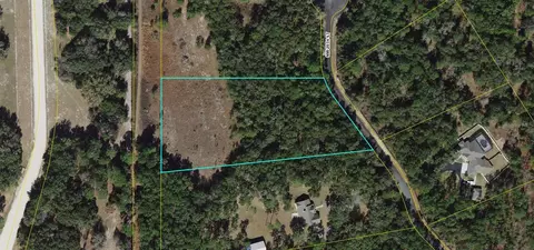 8210 NW 28th St, Wildwood, FL 34785