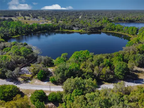 380 Malauka Radl, Ocklawaha, FL 32179